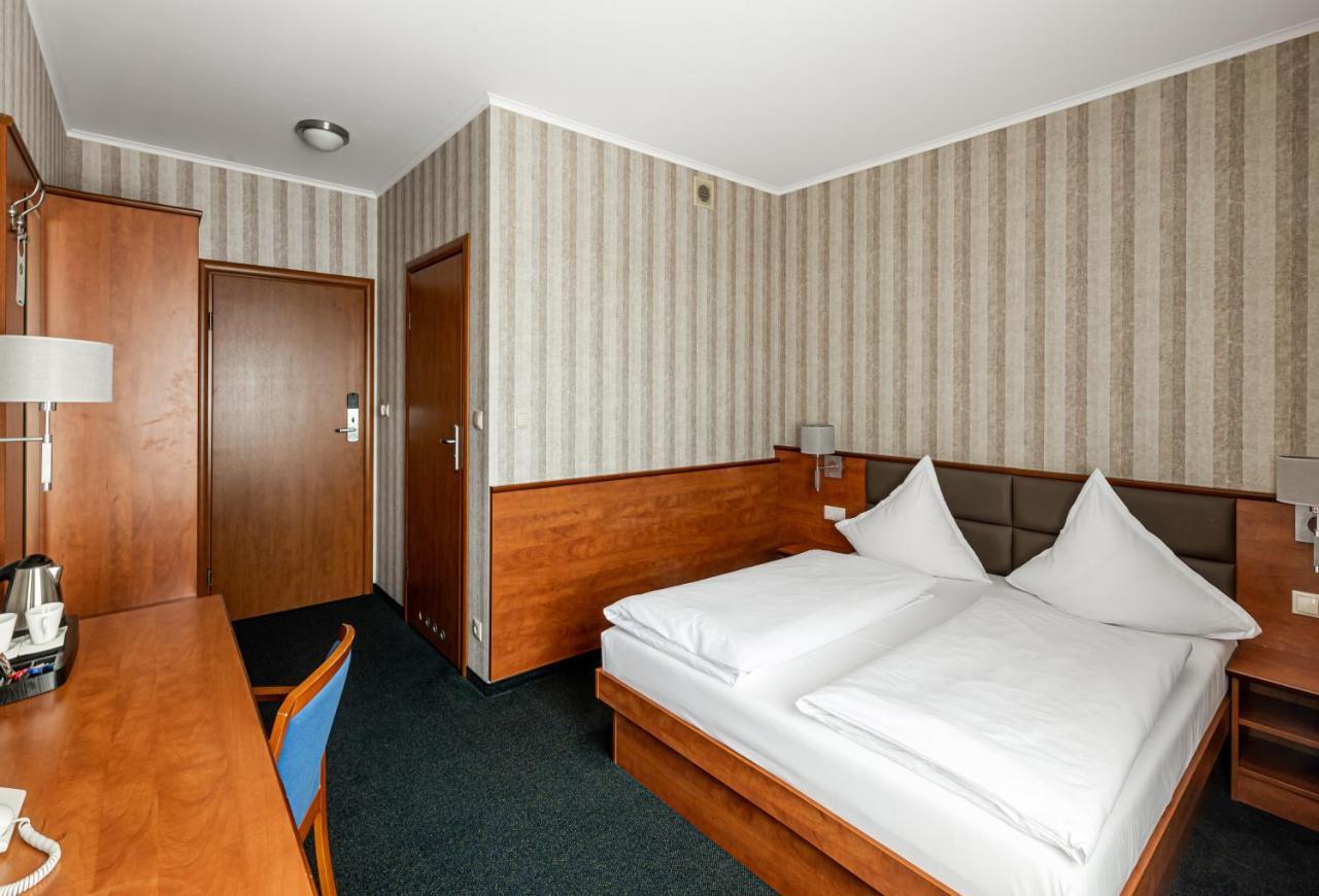 Premium Hotel Bacero Breslavia Esterno foto