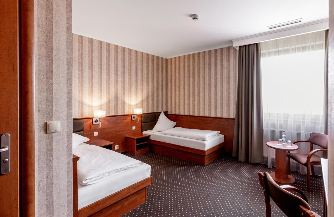 Premium Hotel Bacero Breslavia Esterno foto
