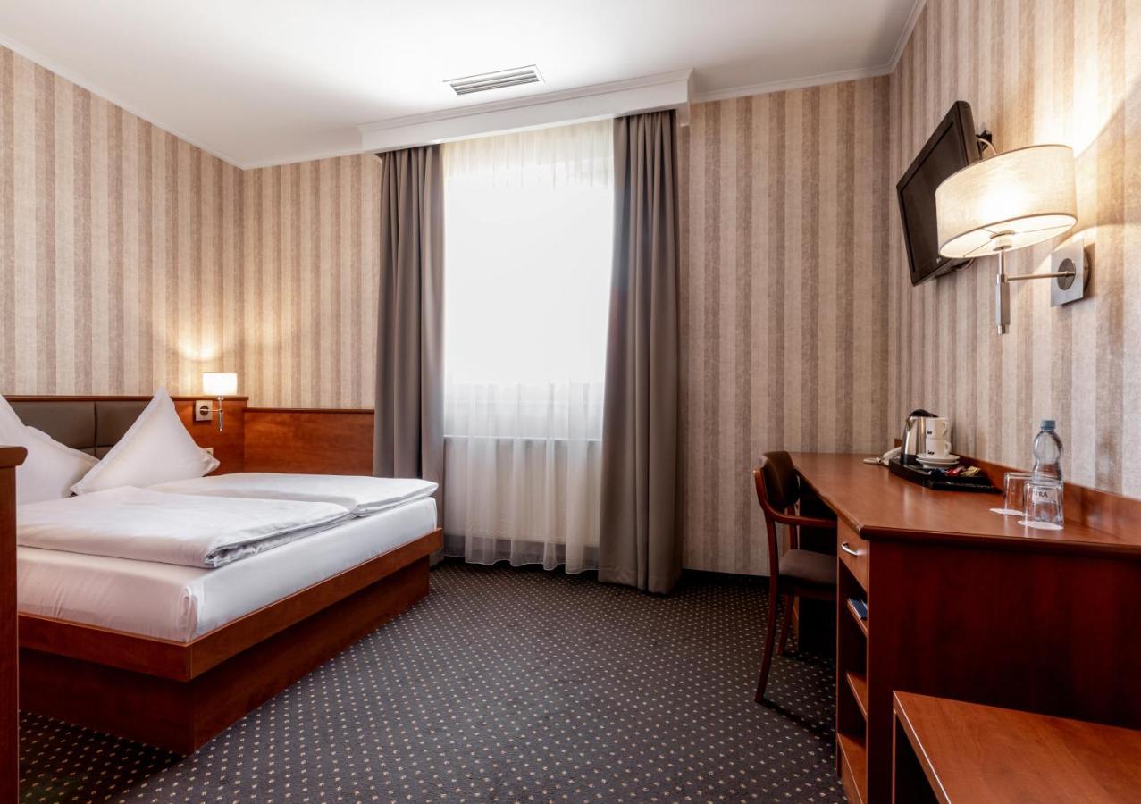 Premium Hotel Bacero Breslavia Esterno foto