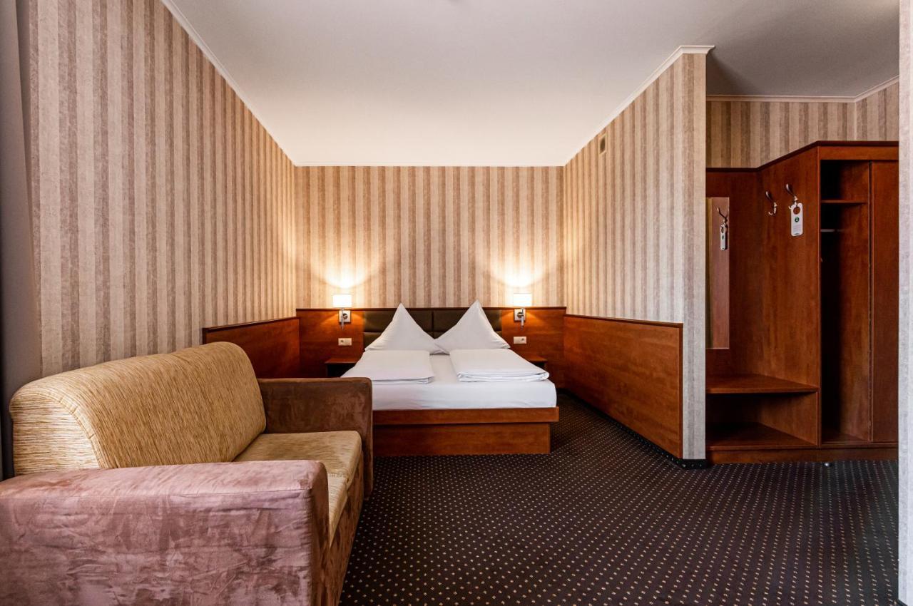 Premium Hotel Bacero Breslavia Esterno foto