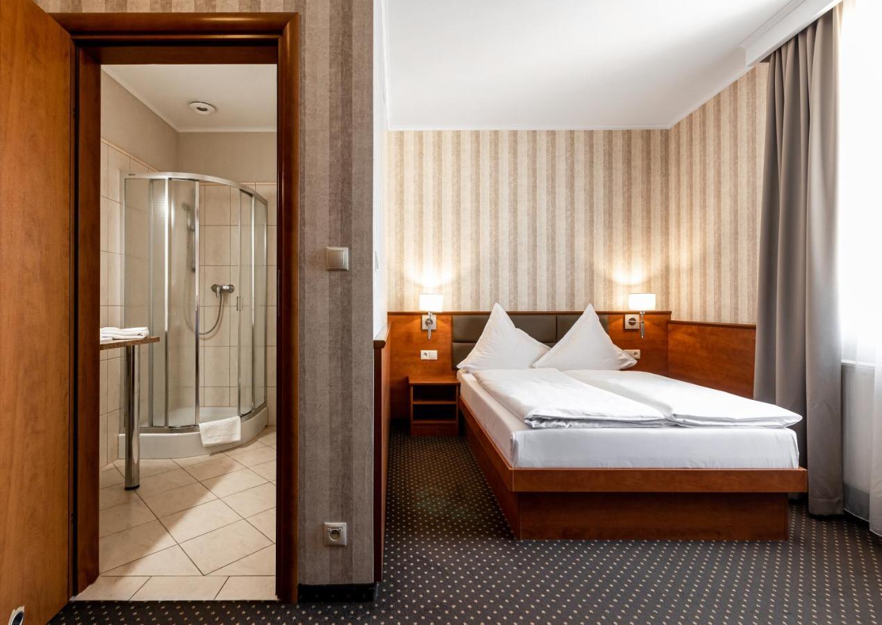 Premium Hotel Bacero Breslavia Esterno foto